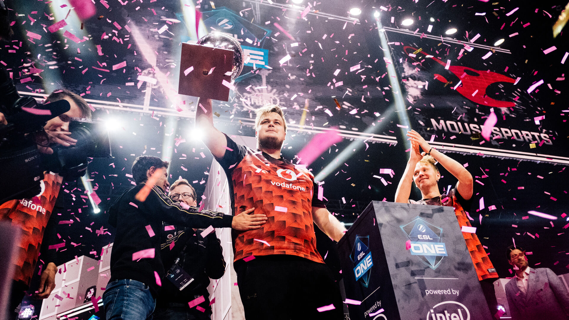 mousesports down to three