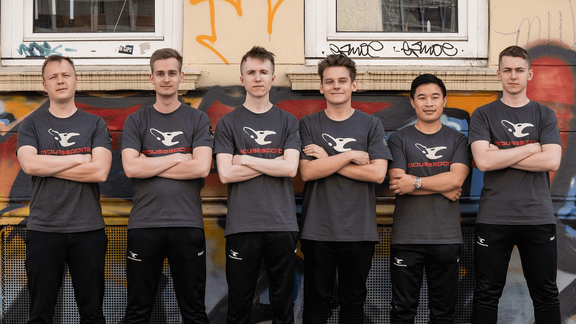 Ecstatic guild eagles прогноз. Тренер mouz CS go. Футболка mouz. Mouz состав. Фото Acor mouz.